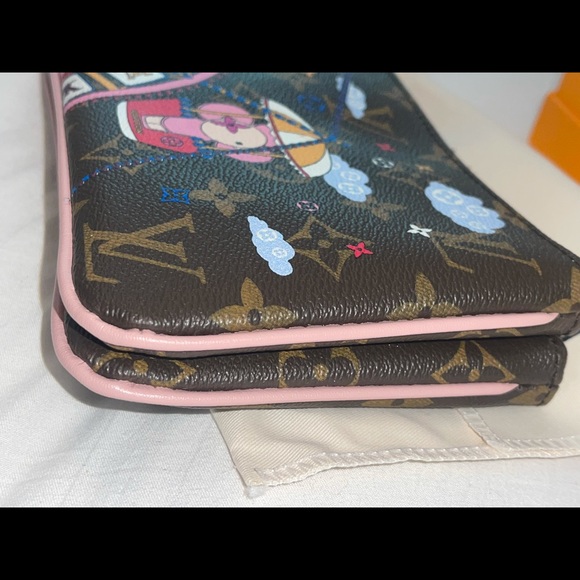 Lv double zipper purse - Picture 5 of 11